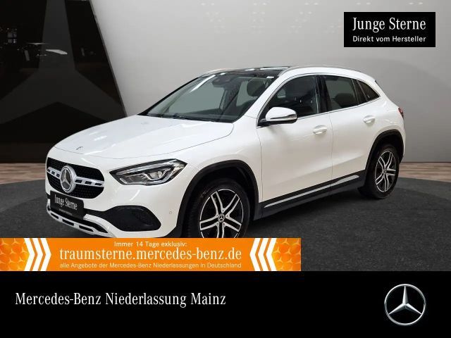 Mercedes-Benz GLA 250 4MATIC Progressive