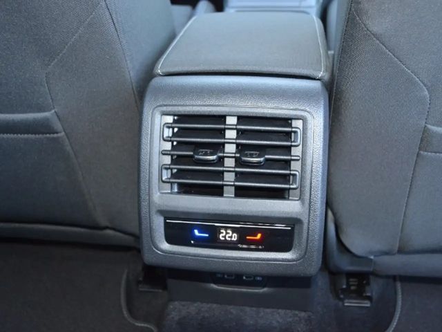 Volkswagen Golf Business Golf VIII Style