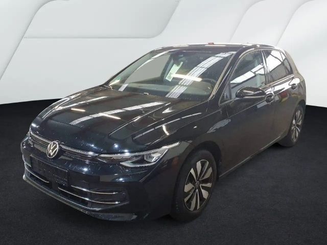 Volkswagen Golf 1.5 TSI Plus