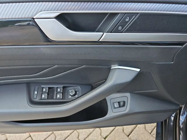 Volkswagen Arteon 2.0 TSI DSG R-Line