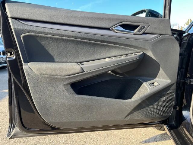 Volkswagen Golf DSG Style Variant