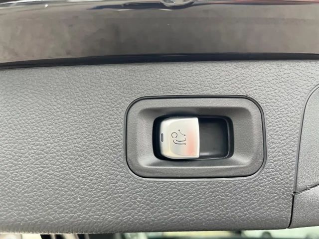 Mercedes-Benz GLC 300 4MATIC AMG Line