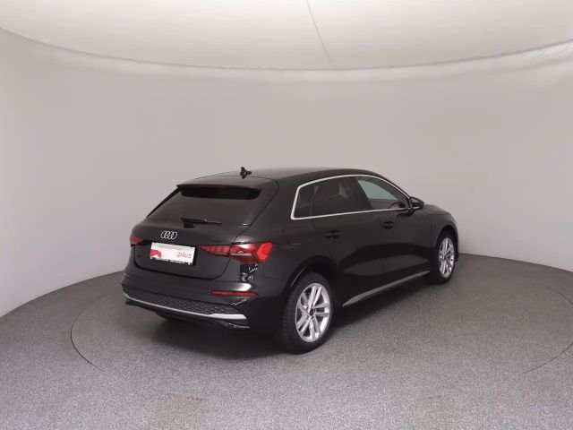 Audi A3 30 TFSI Sedan