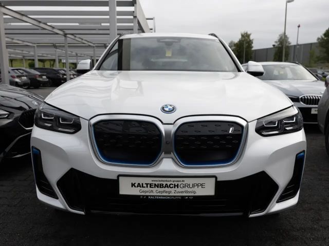 BMW iX3 Impressive iX3
