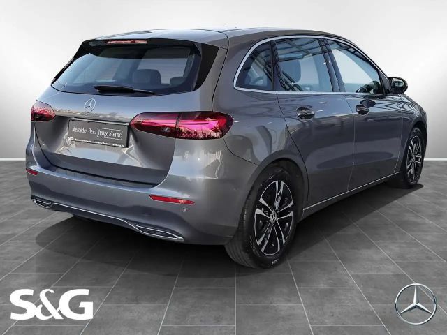 Mercedes-Benz B 200 B 200 d Progressive