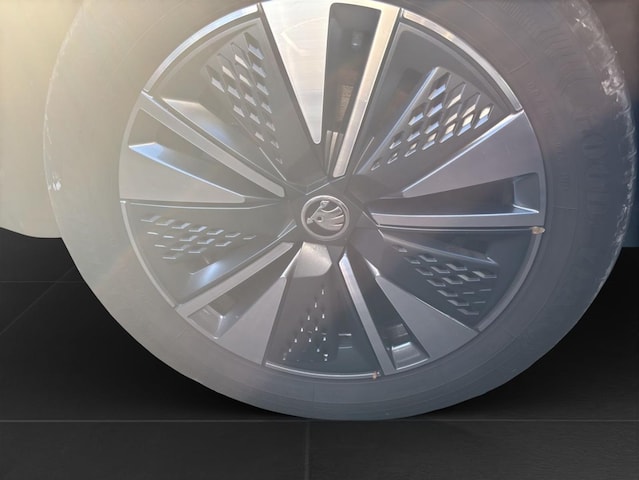 Skoda Karoq 1.0 TSI Tour