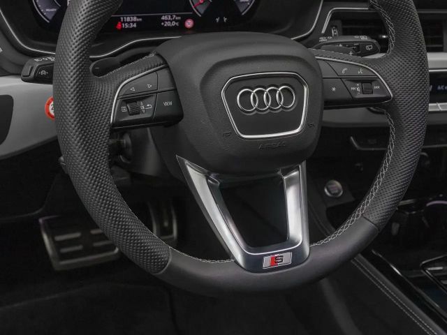 Audi A4 40 TFSI Quattro S-Line