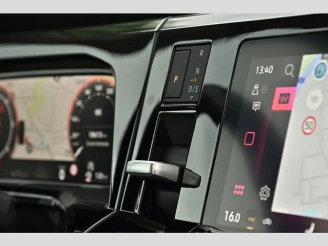 Volkswagen Multivan 2.0 TDI DSG Style T7