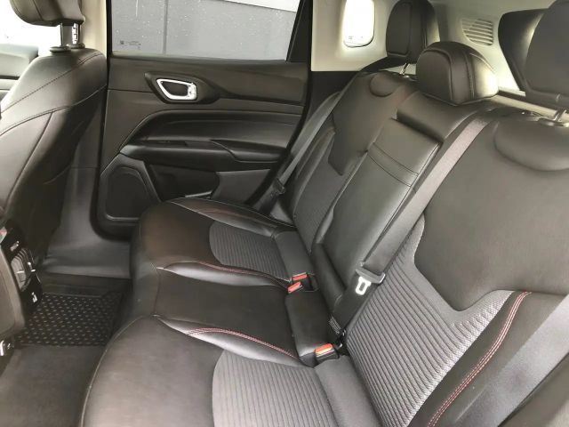 Jeep Compass Altitude