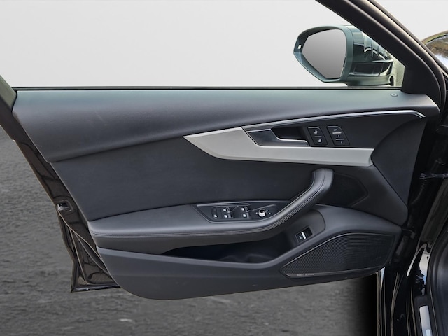 Audi A4 40 TDI S-Tronic Sedan