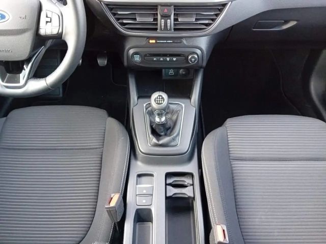 Ford Focus Titanium Wagon