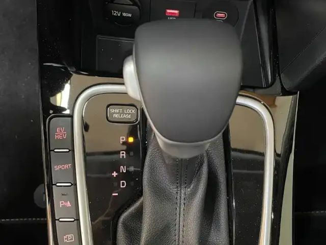 Kia XCeed Hybrid PHEV Platinum Edition