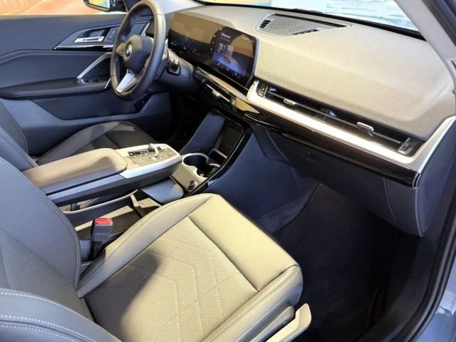 BMW X1 sDr18d Aut.U11 NAV+TEM+SITZH+KOMF+adpLED+SPUR