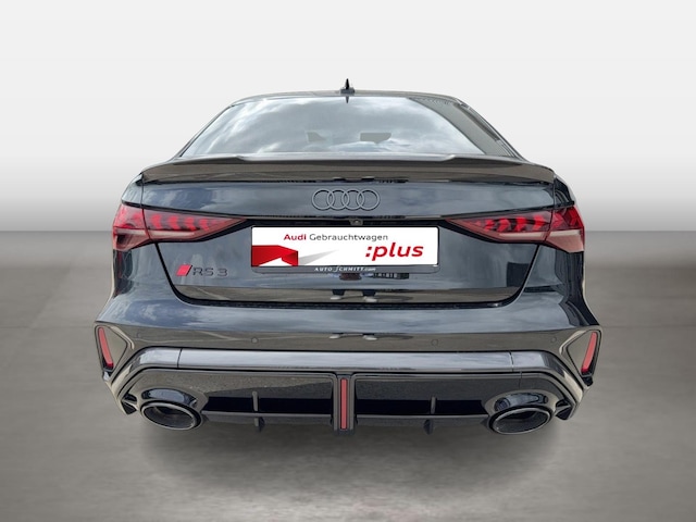 Audi RS3 Quattro S-Tronic Sedan