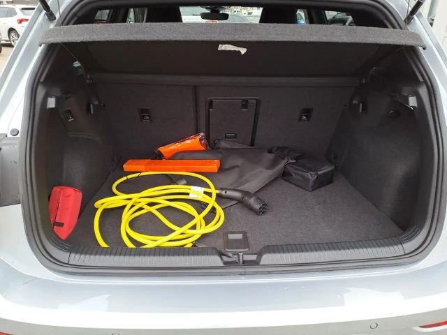 Volkswagen Golf DSG GTE eHybrid