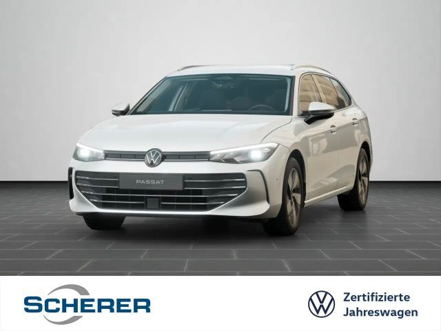Volkswagen Passat 1.5 eTSI Business DSG Variant