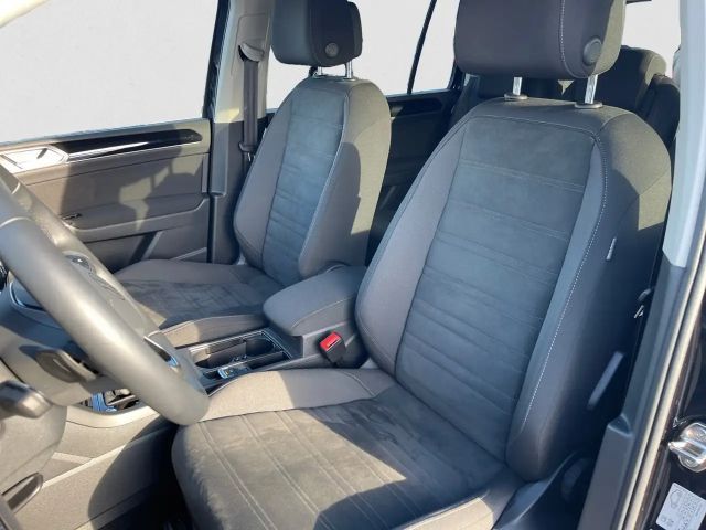 Volkswagen Touran DSG Highline R-Line