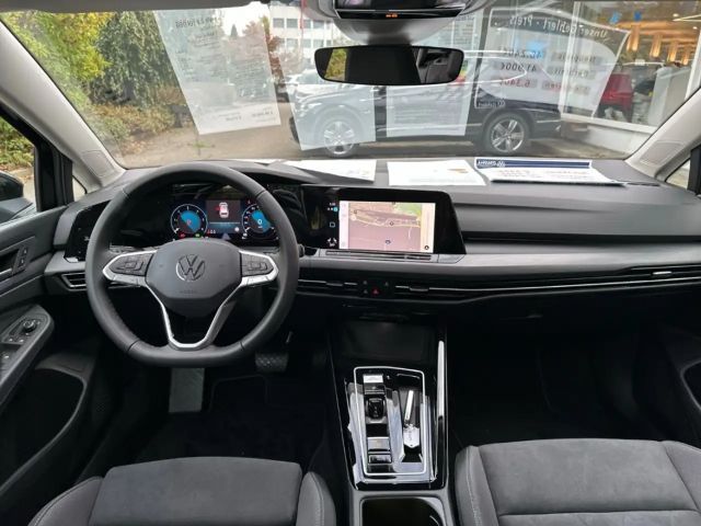 Volkswagen Golf 2.0 TDI DSG Style Variant