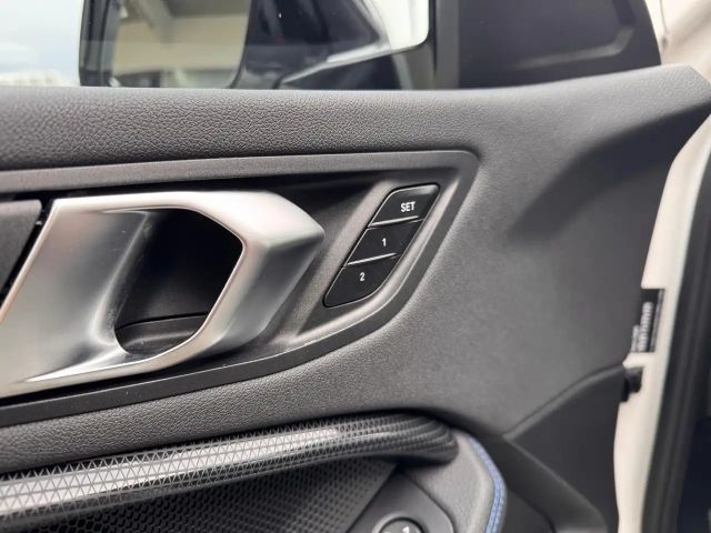 BMW 116 116i M-Sport Sedan