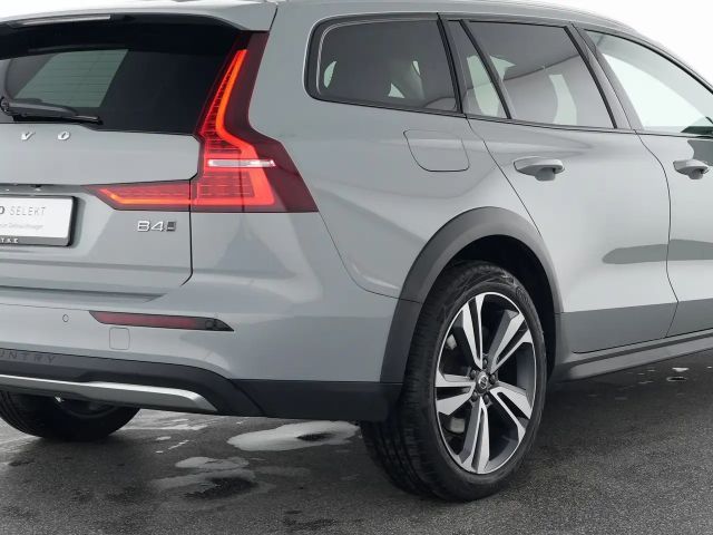 Volvo V60 AWD Plus