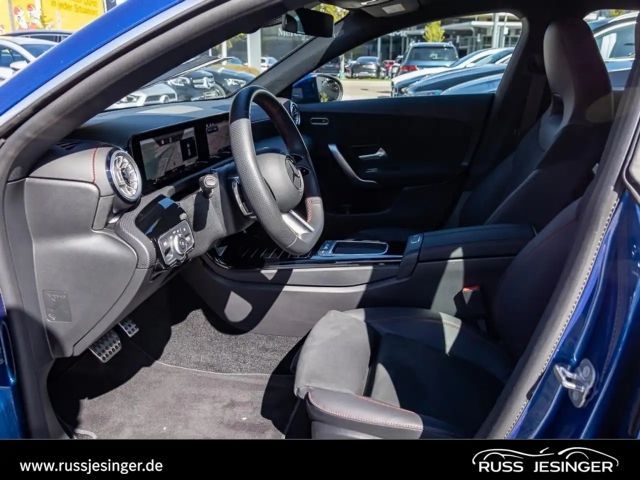 Mercedes-Benz CLA 200 AMG Line Shooting Brake