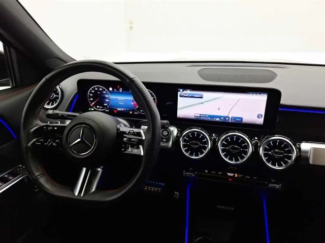 Mercedes-Benz GLB 220 4MATIC AMG Line