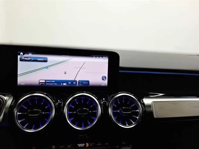 Mercedes-Benz GLB 220 4MATIC AMG Line