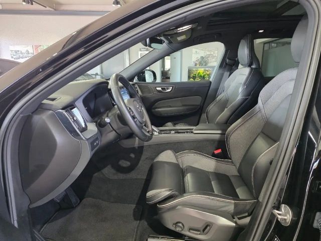 Volvo XC60 AWD Dark Plus Recharge T6