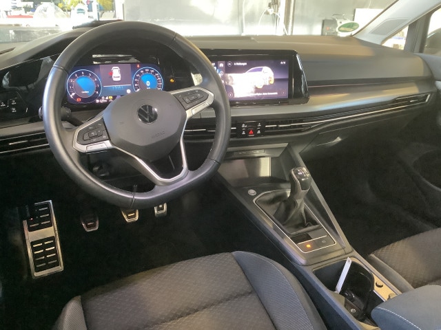 Volkswagen Golf 1.5 TSI Golf VIII IQ.Drive