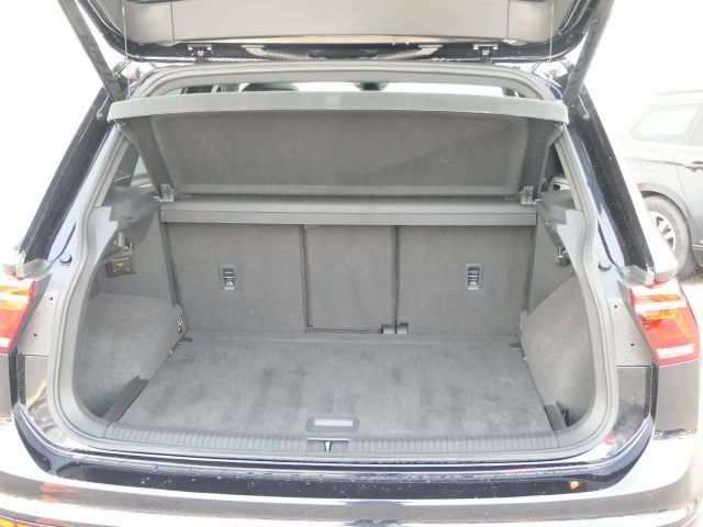 Volkswagen Tiguan 4Motion DSG R-Line