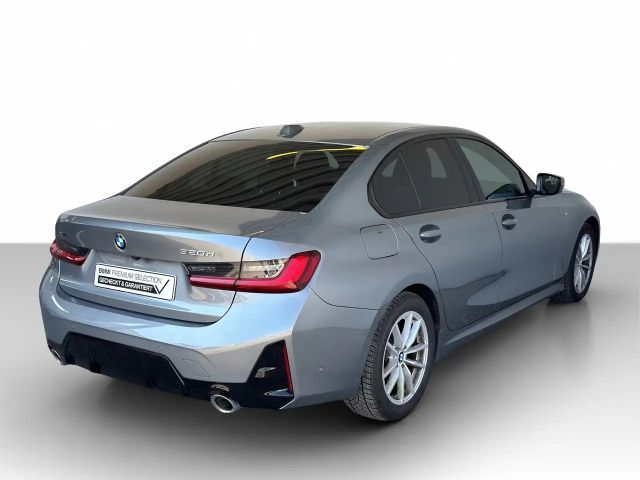 BMW 320 M-Sport Sedan xDrive