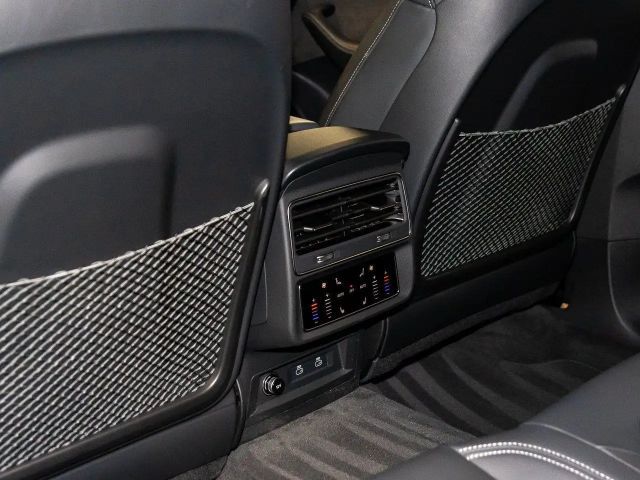 Audi Q8 55 TFSI Quattro S-Line
