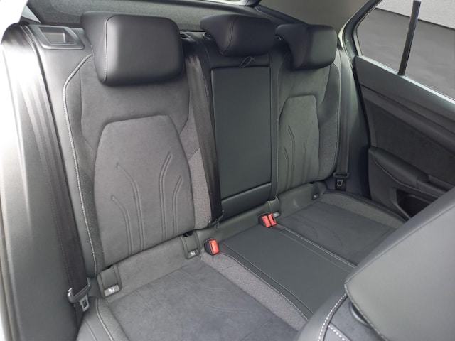 Volkswagen Golf DSG Golf VIII Style