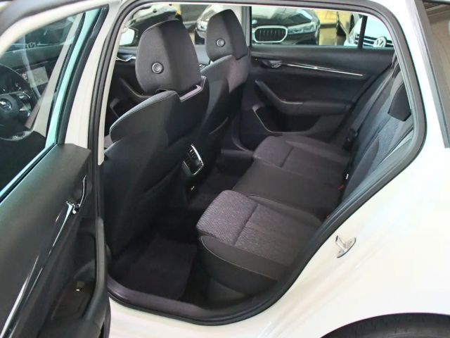 Skoda Octavia 2.0 TDI Style Style