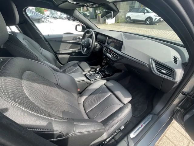 BMW 118 118i M-Sport Sedan