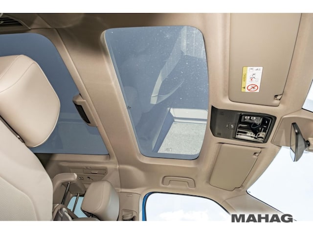 Volkswagen Multivan Life T7