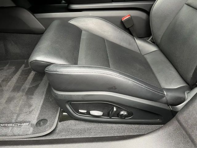 Porsche Taycan Sitzbel. 22KW Onboard,Sportsound