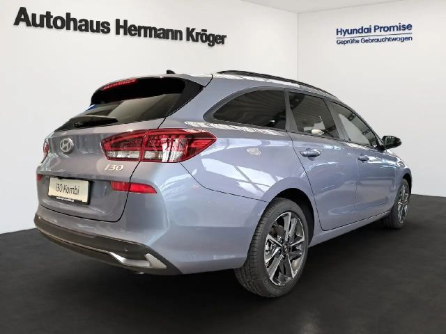 Hyundai i30 Advantage Hybrid