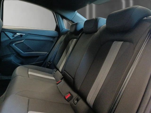 Audi A3 30 TFSI S-Tronic Sedan
