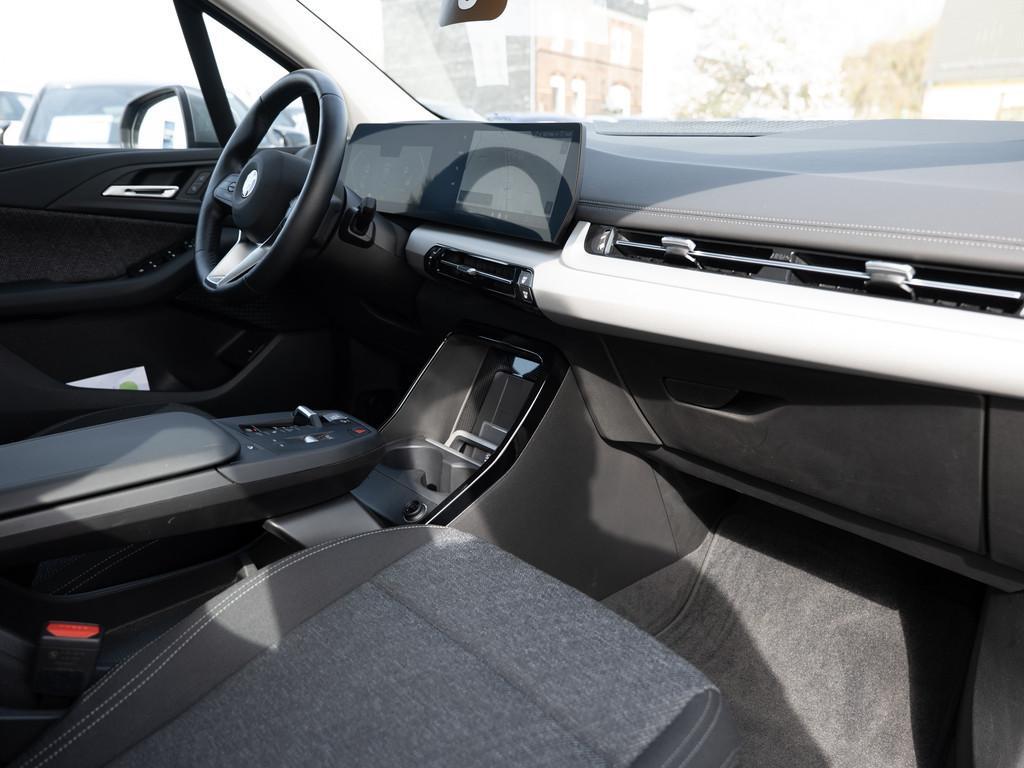 BMW 220 220i Active Tourer