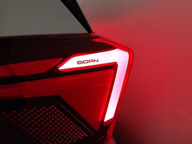 Cupra Born 62kWh...Navi/RFK/LED