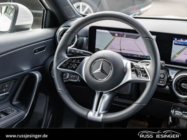 Mercedes-Benz A 180 Progressive
