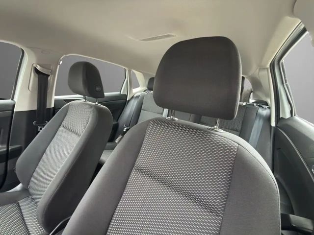 Volkswagen Polo Basis