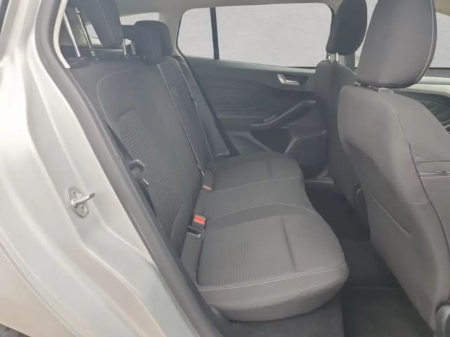 Ford Focus EcoBoost Titanium Wagon