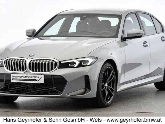 BMW 320 320i M-Sport Sedan xDrive