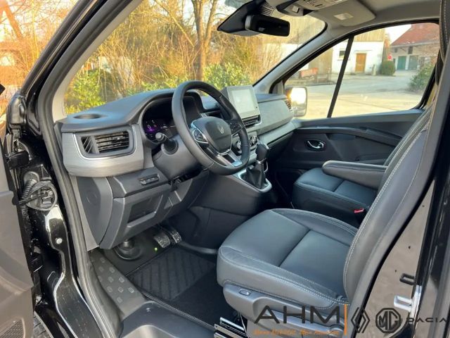 Renault Trafic Blue Combi L1H1 Spaceclass