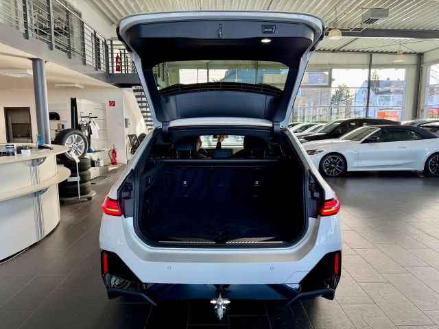 BMW 520 520d M-Sport Touring xDrive