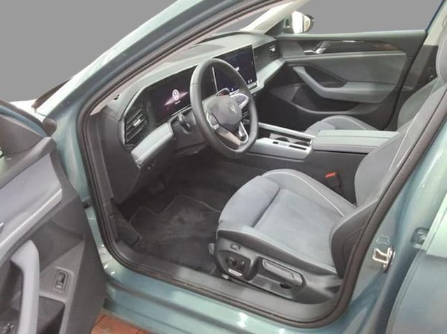 Volkswagen Passat 1.5 eTSI DSG Variant