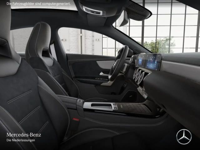 Mercedes-Benz CLA 200 AMG Line Coupé