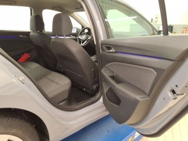 Volkswagen Golf 1.5 eTSI DSG Golf VIII Life